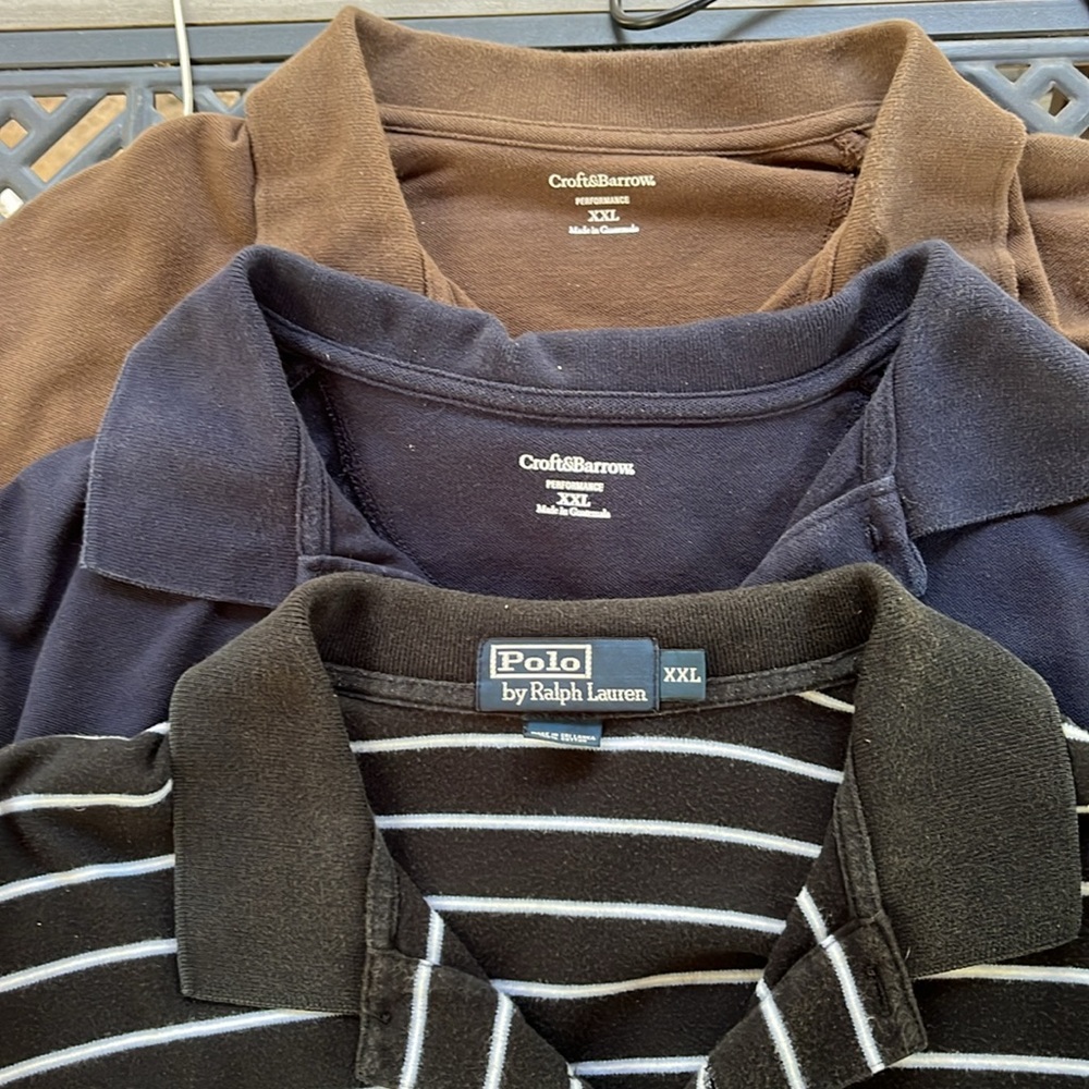 101. Bundle of (3) Men’s Short Sleeve Casual Polo Shirts